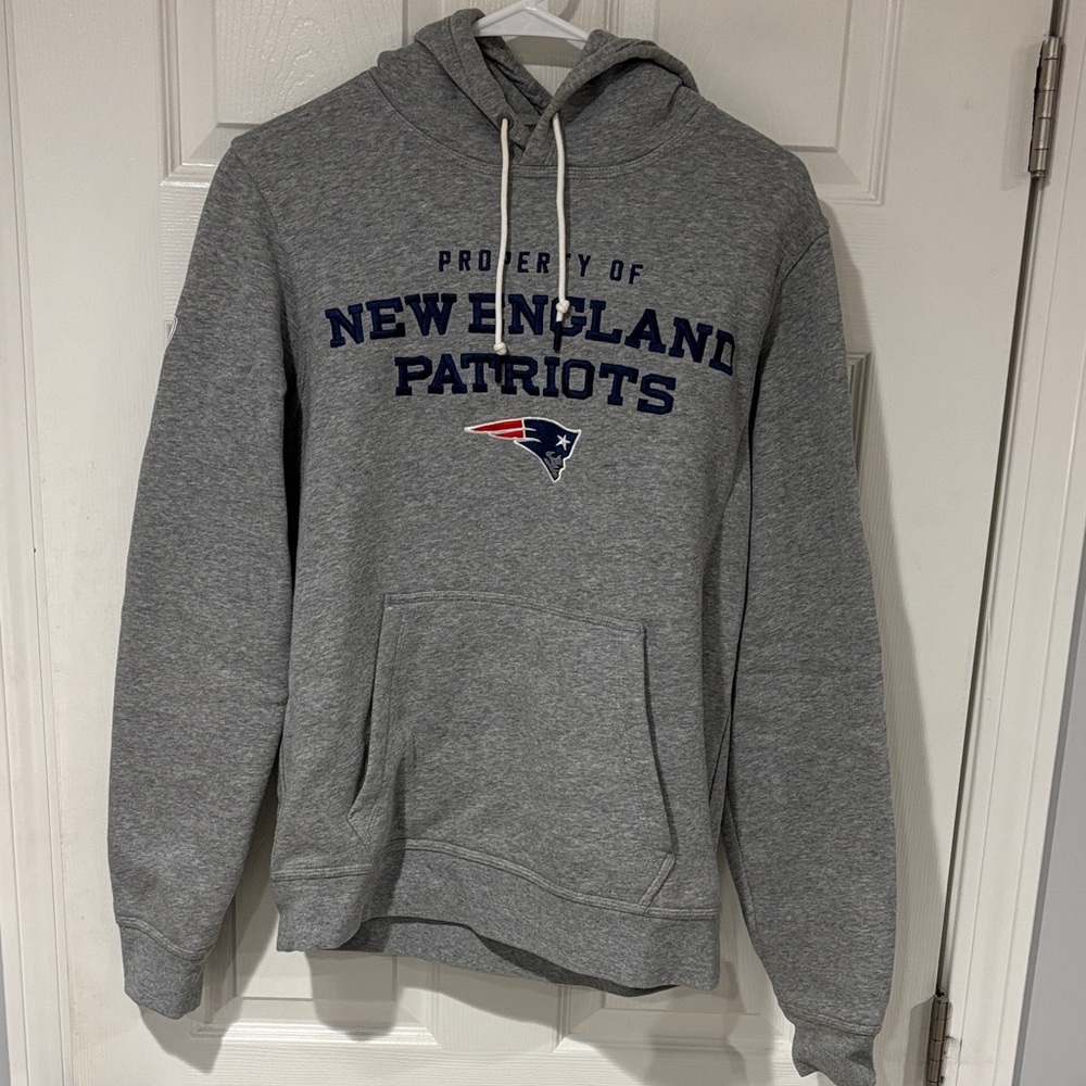 New England Patriots Women's Gray Hoodie
